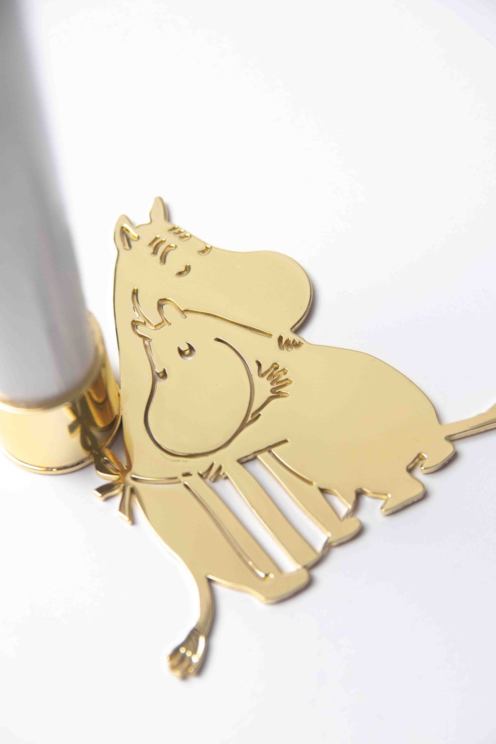 Pluto Design Moomin Love Gold kandelaar sfeerbeeld